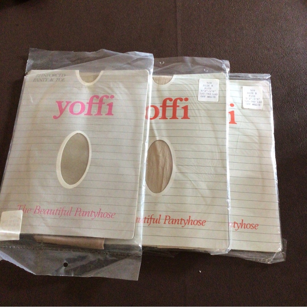 VTG. 3 PAIR YOFFI  PANTYHOSE